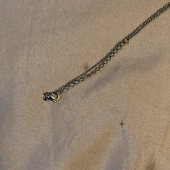 Women’s Necklace Large Heart Pendant - Picture 4 of 4